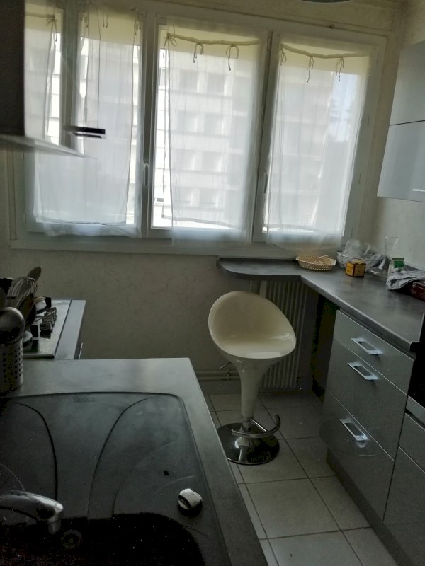 Vends T4 / Résidence des roseraies - Photo 10 - Orléans