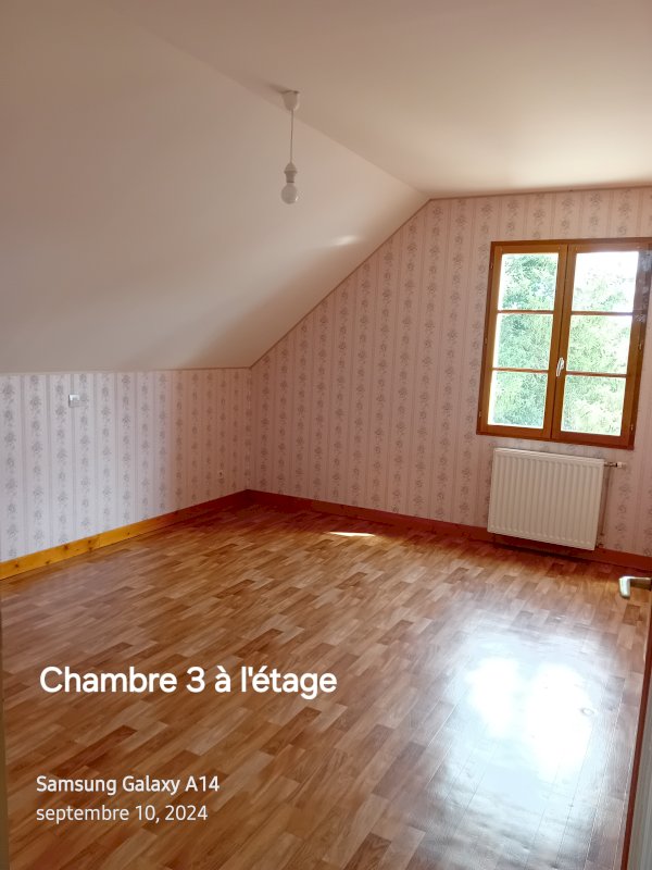 BELLE MAISON LUMINEUSE Environnement calme Proche de toutes commodités - Photo 12 - Saint-Denis-de-l'Hôtel