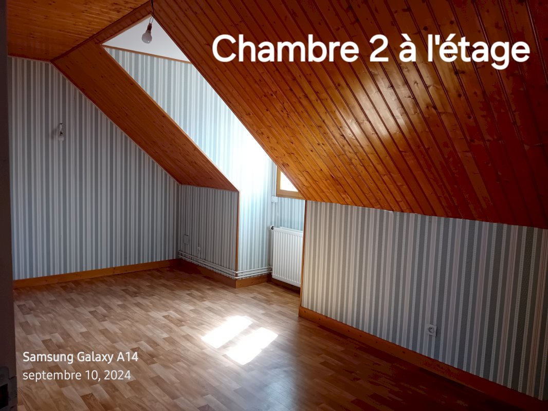 BELLE MAISON LUMINEUSE Environnement calme Proche de toutes commodités - Photo 13 - Saint-Denis-de-l'Hôtel