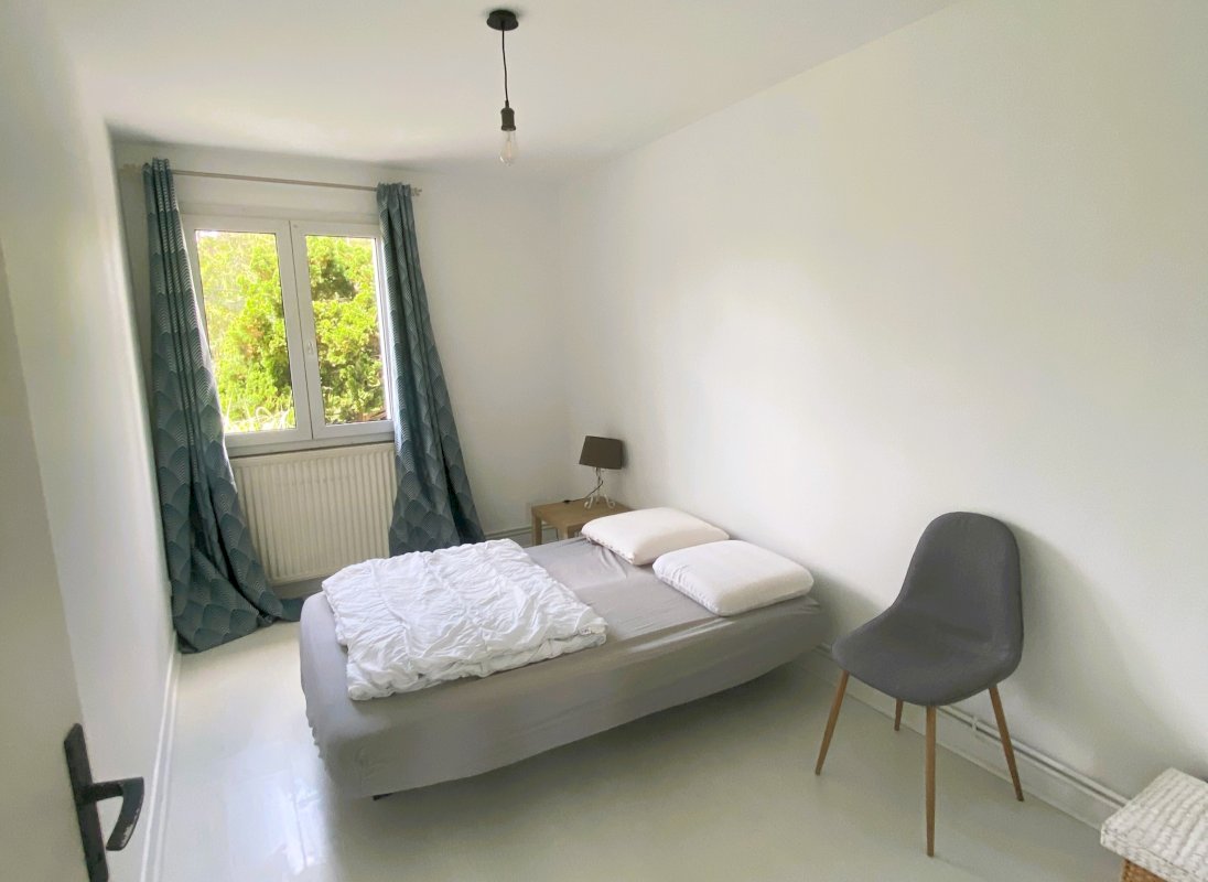 Maison 3 pièces – Grand terrain arboré - Photo 13 - Villiers-sur-Loir