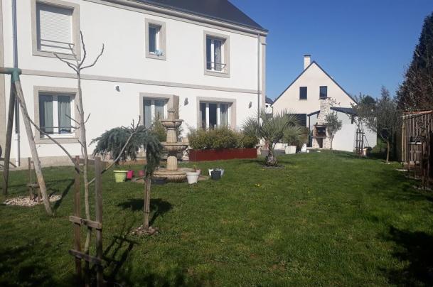 Propriété proche centre ville - Photo 1 - Saint-Pryvé-Saint-Mesmin
