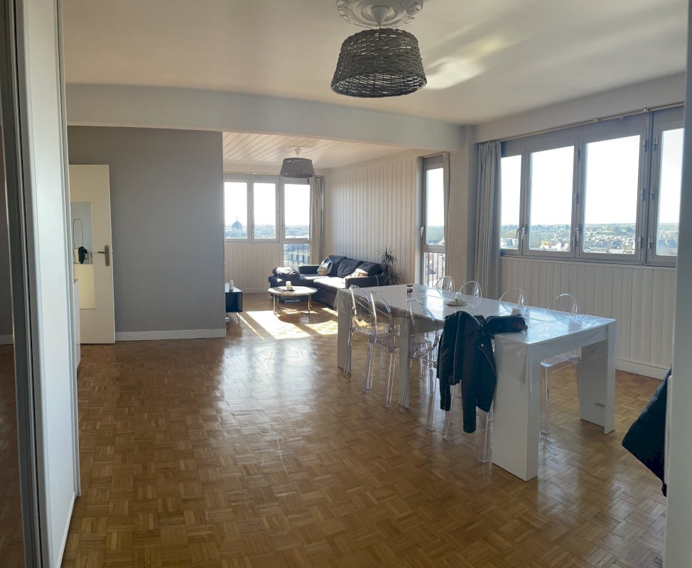 Appartement - 3 pièces - Photo 1 - Châteauroux