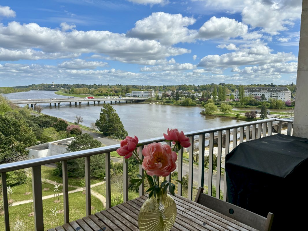 Appartement 4 pièces 105 m² - Photo 1 - Tours