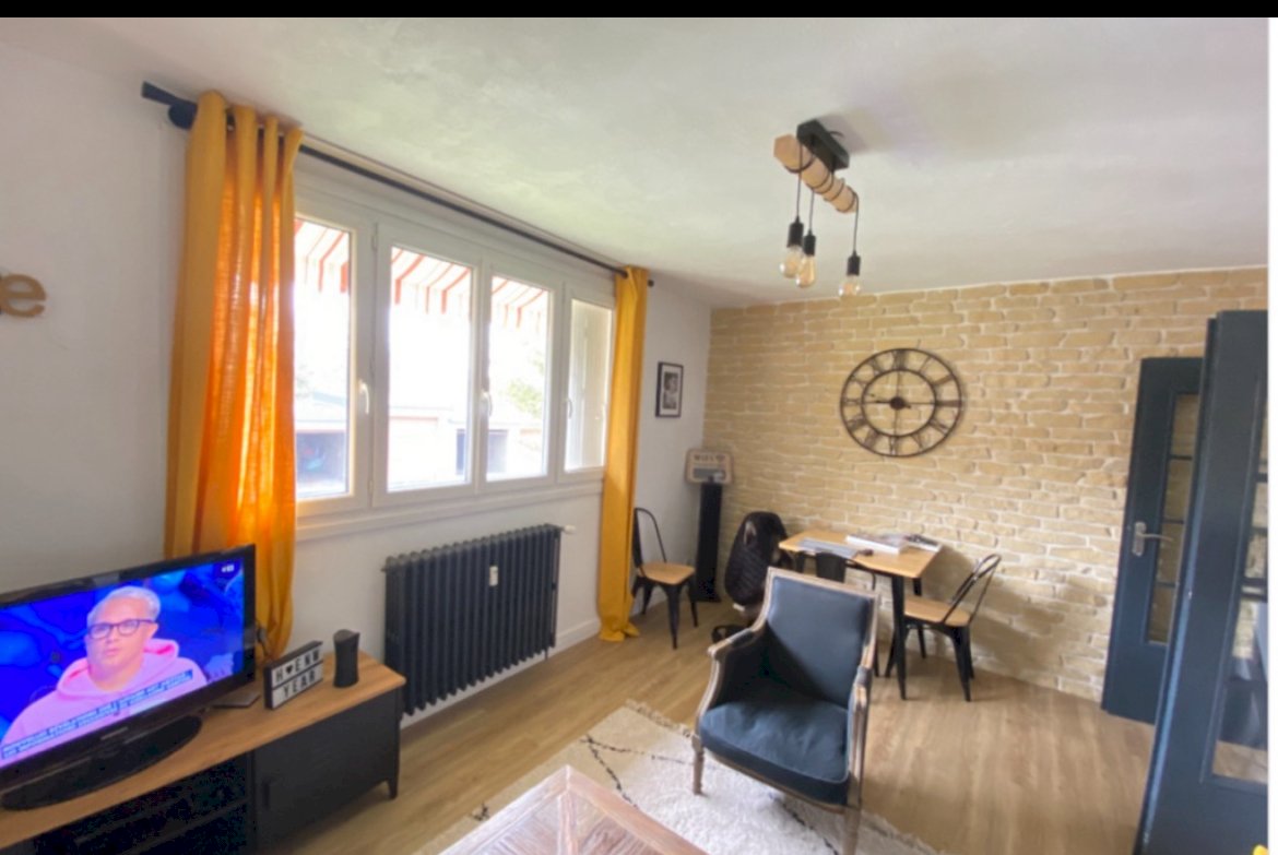 Appartement et garage - Photo 1 - Châteauroux