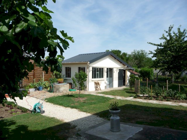 Maison lumineuse 4 pièces - Photo 2 - La Croix-en-Touraine