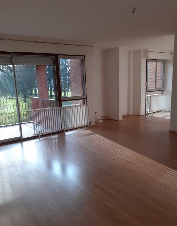Appartement F5 dans résidence - Photo 2 - Blois