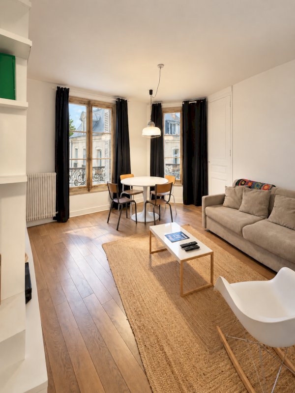 Tours Prébendes : T3 de 51,65 m² rénové, 2 chambres et cave - Photo 2 - Tours
