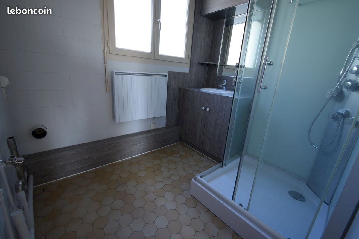 Appartement lumineux - Photo 3 - Brou