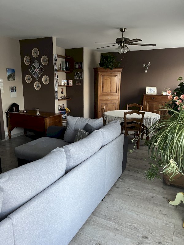 APPARTEMENT - Photo 3 - Châteauroux