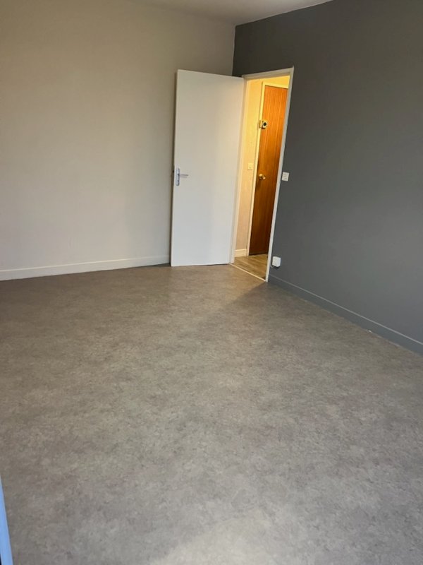 T2 à vendre - Photo 3 - Châteauroux