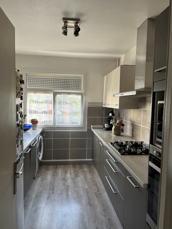 APPARTEMENT - Photo 4 - Châteauroux