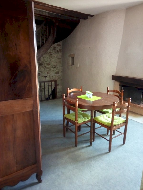 Très belle maison de ville - Dépendances et grand garage - Photo 4 - Descartes