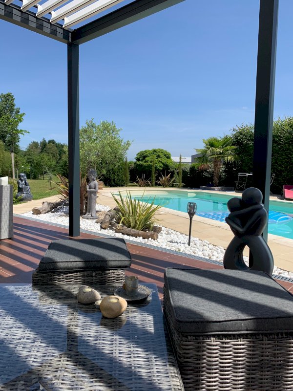 MAISON 8 PIECES AVEC PISCINE - Photo 5 - Vienne-en-Val