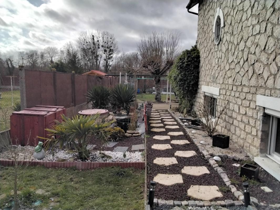 GRANDE MAISON FAMILIALE INDIVIDUELLE - Photo 5 - Amilly