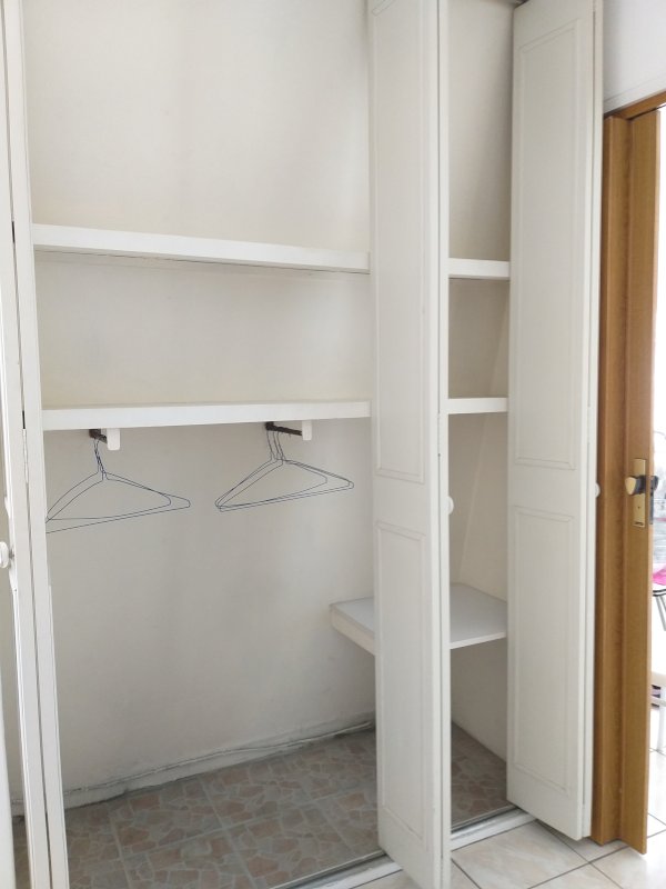Studio 23 m² plein centre - Photo 5 - Bourges
