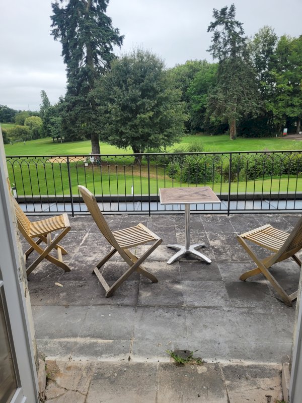 Vends appartement avec grande terrasse ensoleillée sur Golf de Touraine - Photo 6 - Ballan-Miré