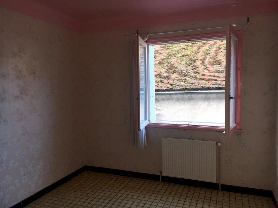 Maison de ville - Photo 8 - Descartes