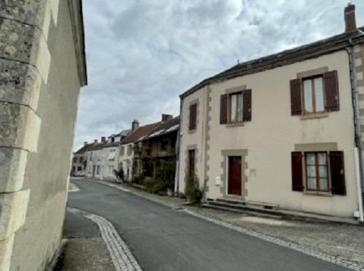 Se loger à Eguzon-Chantome 36 / Maison de 117 m² - Photo 9 - Éguzon-Chantôme