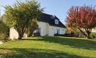 Belle maison sur sous-sol complet - Chinon (37500 )