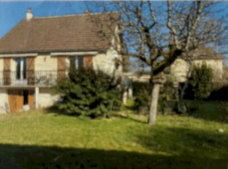 Maison avec jardin clos sur sous sol - Proche école et commerces - Châtillon-Coligny (45230)