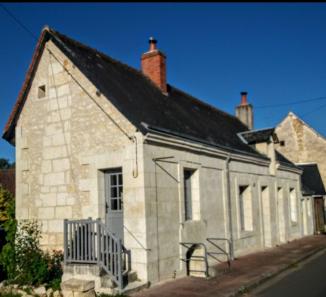 Maison de bourg du XVIII / Entièrement restauré en pierres de tuffeau / Au cœur des châteaux de la Loire - Le Petit-Pressigny (37350)